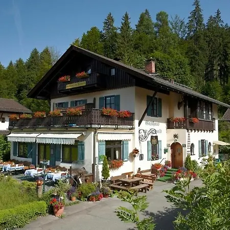 Am Zierwald Guest house